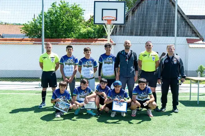 (foto) „6-7 Friends Football Cup”, turneul din Sibiu în care fair-play-ul a fost mai important decât trofeul