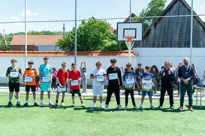 (foto) „6-7 Friends Football Cup”, turneul din Sibiu în care fair-play-ul a fost mai important decât trofeul