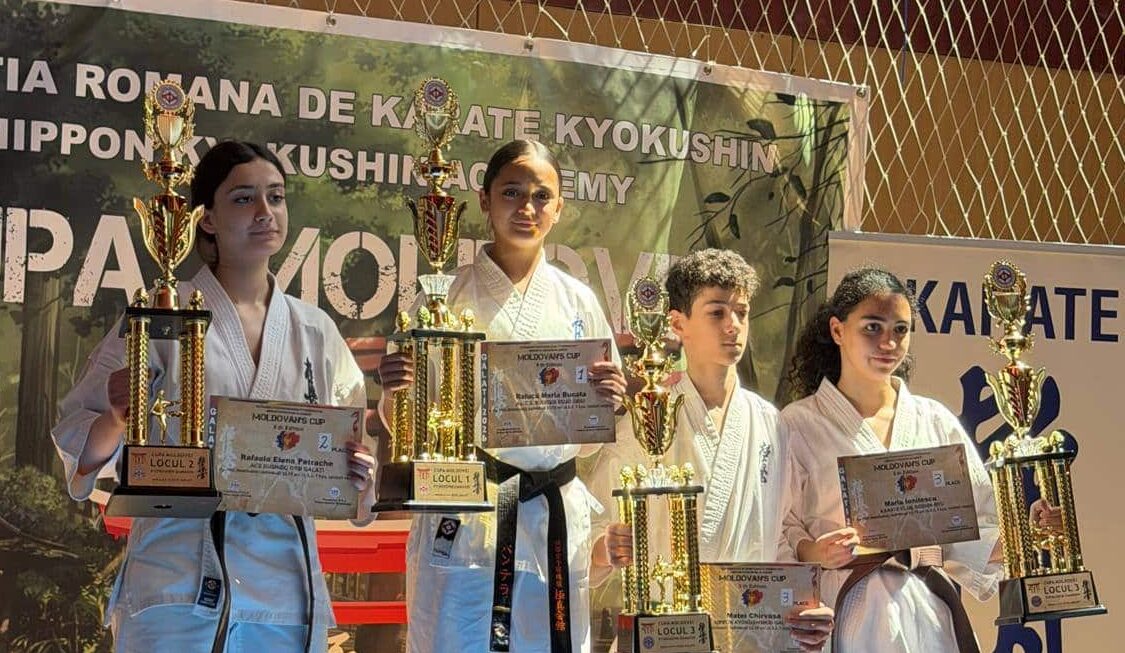 (foto) Weekend de excepție pentru Budosib Dojo Sibiu. Zeci de medalii la două competiții importante Câștigători la competiția de karate sibiu