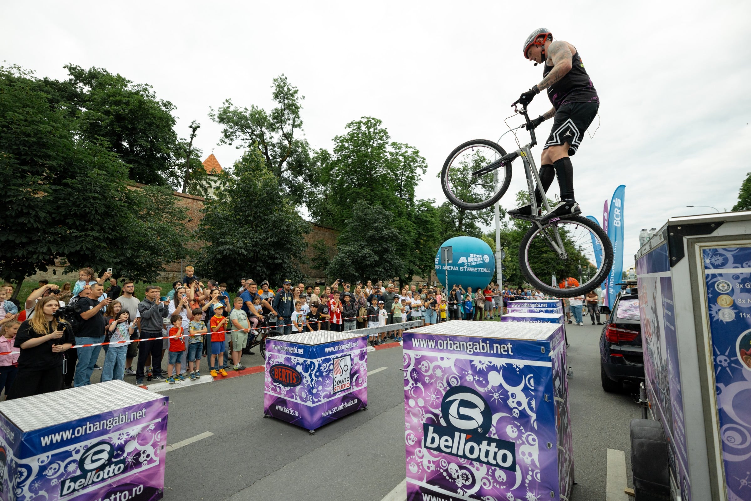 (foto) Trei zile de sport și spectacol la Sibiu. BCR Sport Arena Streetball a atras mii de oameni