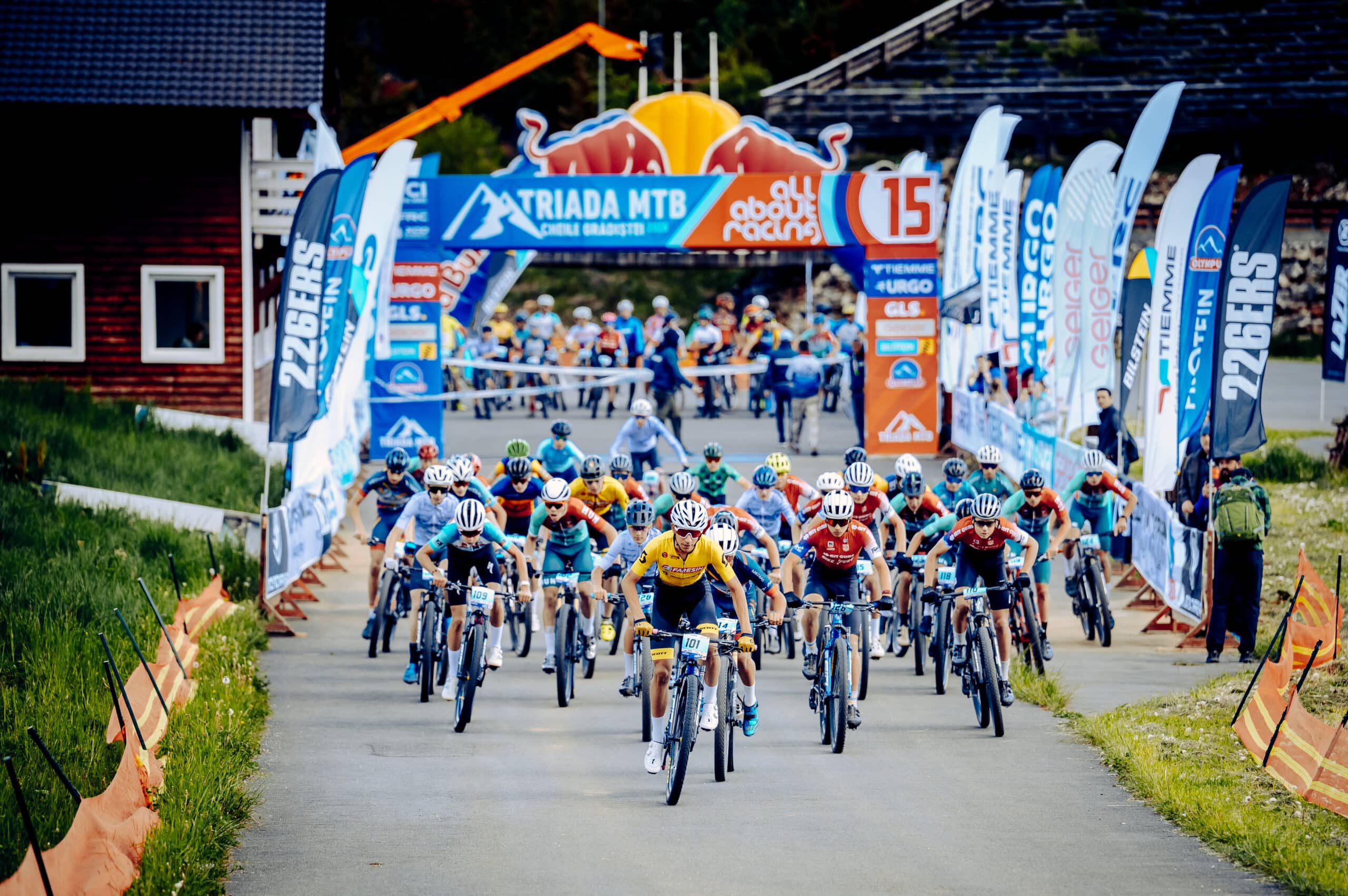 Triada MTB Cheile Grădiștei 2026: Vlad Dascălu câștigă spectaculos cursa Elite Masculin. Rezultatele complete ale competiției internaționale XCO