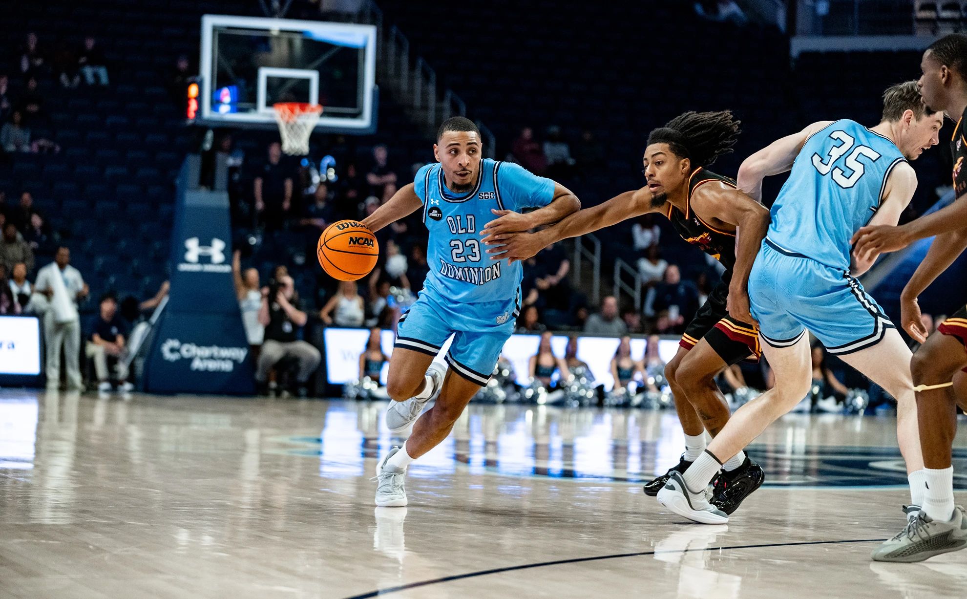 Transfer de impact la BC CSU Sibiu! Jordan Battle, unul dintre cei mai buni marcatori din NCAA, vine în galben-albastru