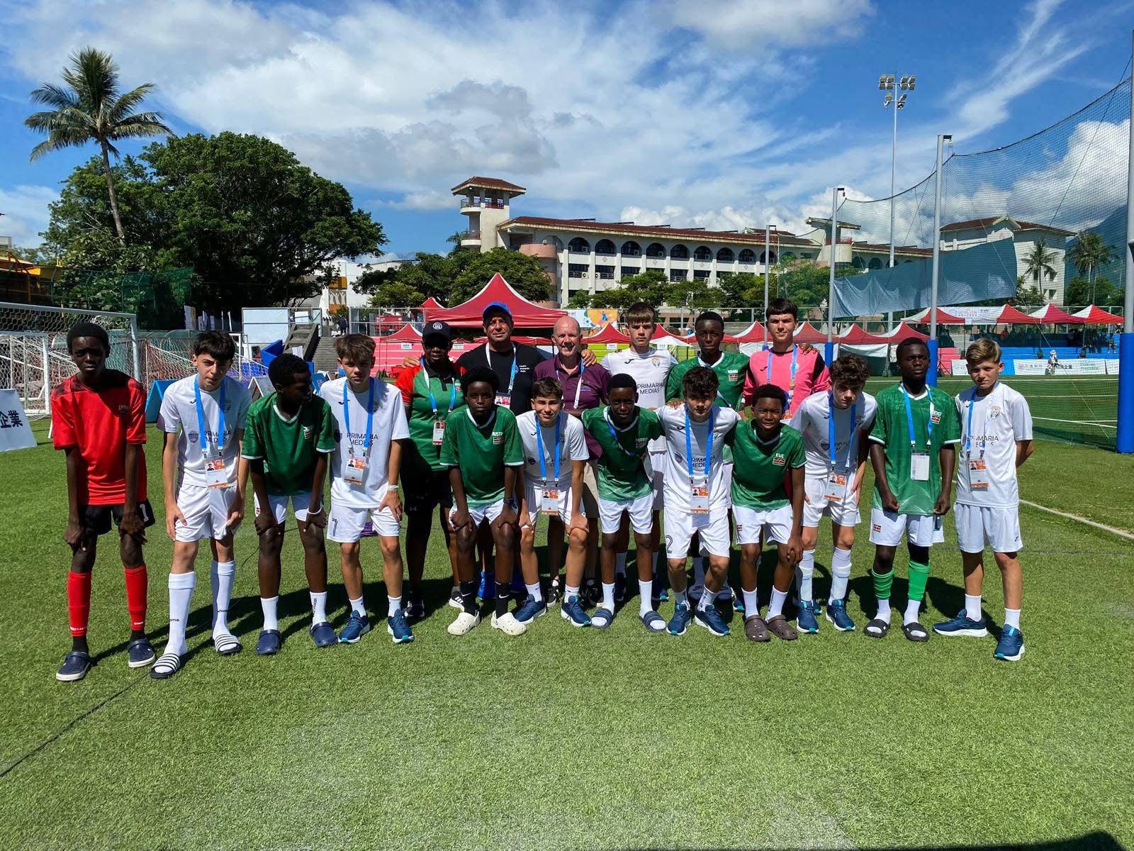 Sportivii din Mediaș s-au întors din Taiwan cu rezultate importante. Echipa de fotbal a ajuns până în semifinalele Jocurilor Internaționale ale Copiilor