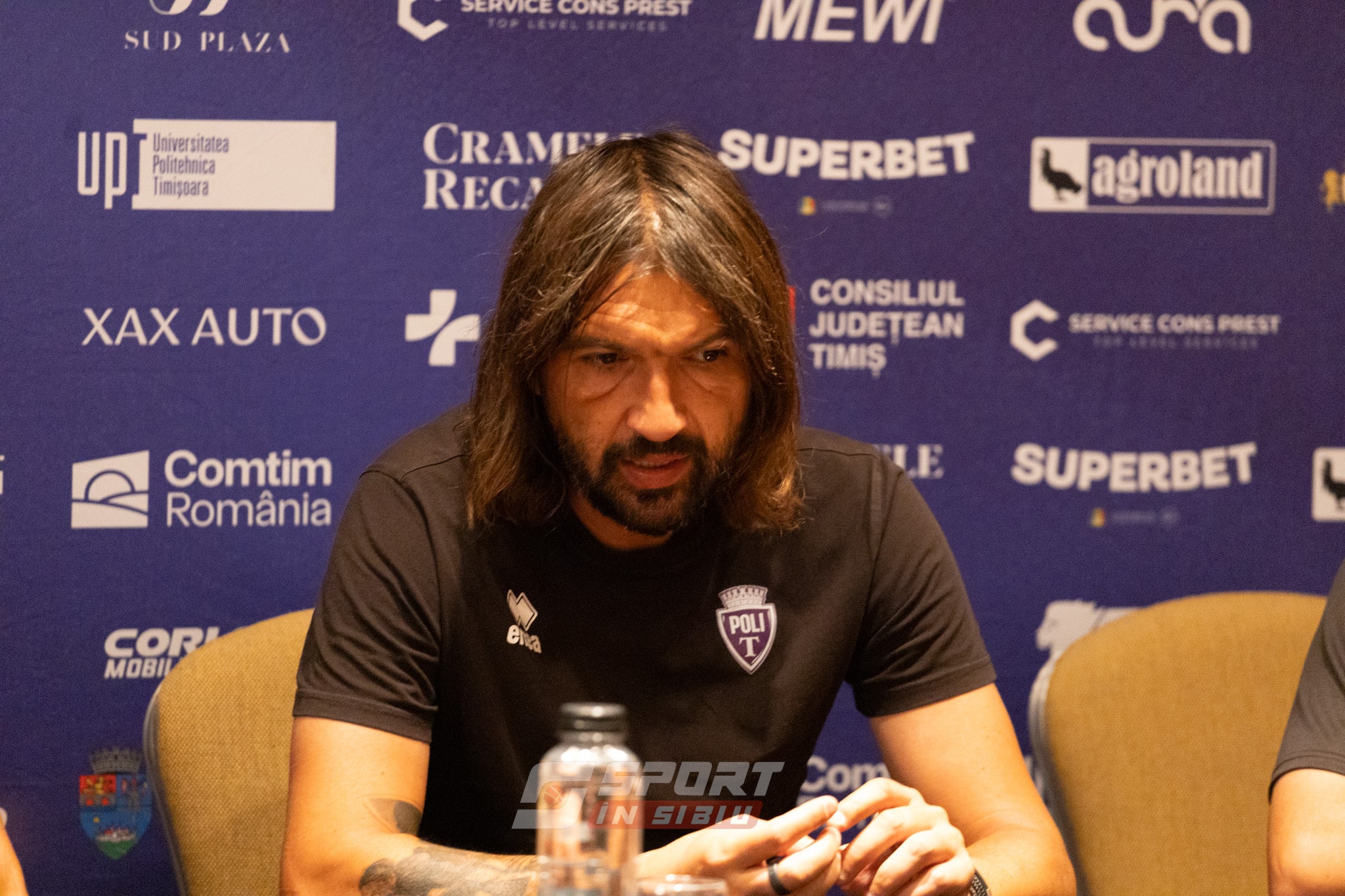 dan alexa antrenor poli timișoara