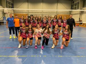 Turneu puternic de volei U15 la Sibiu. Șase echipe de top vin la Champions Trophy
