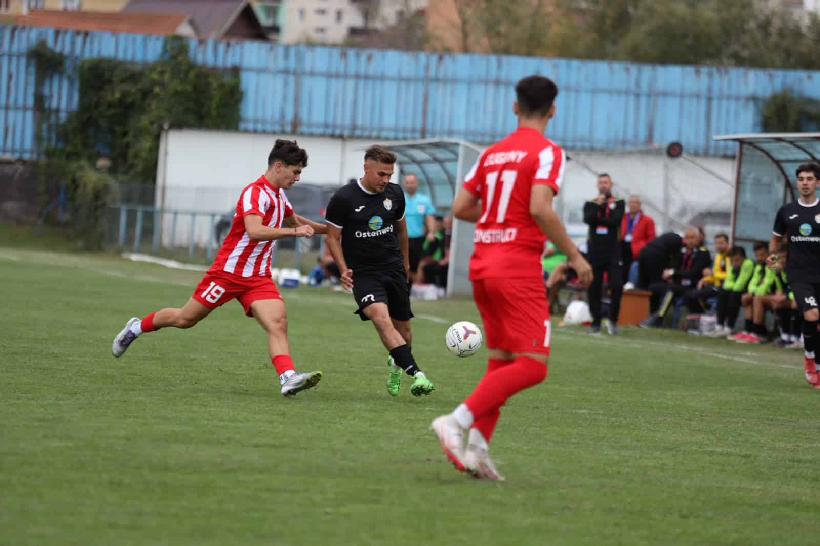 Două victorii la rând pentru ACS Mediaș! Tricolorul Breaza, învinsă cu 2-1