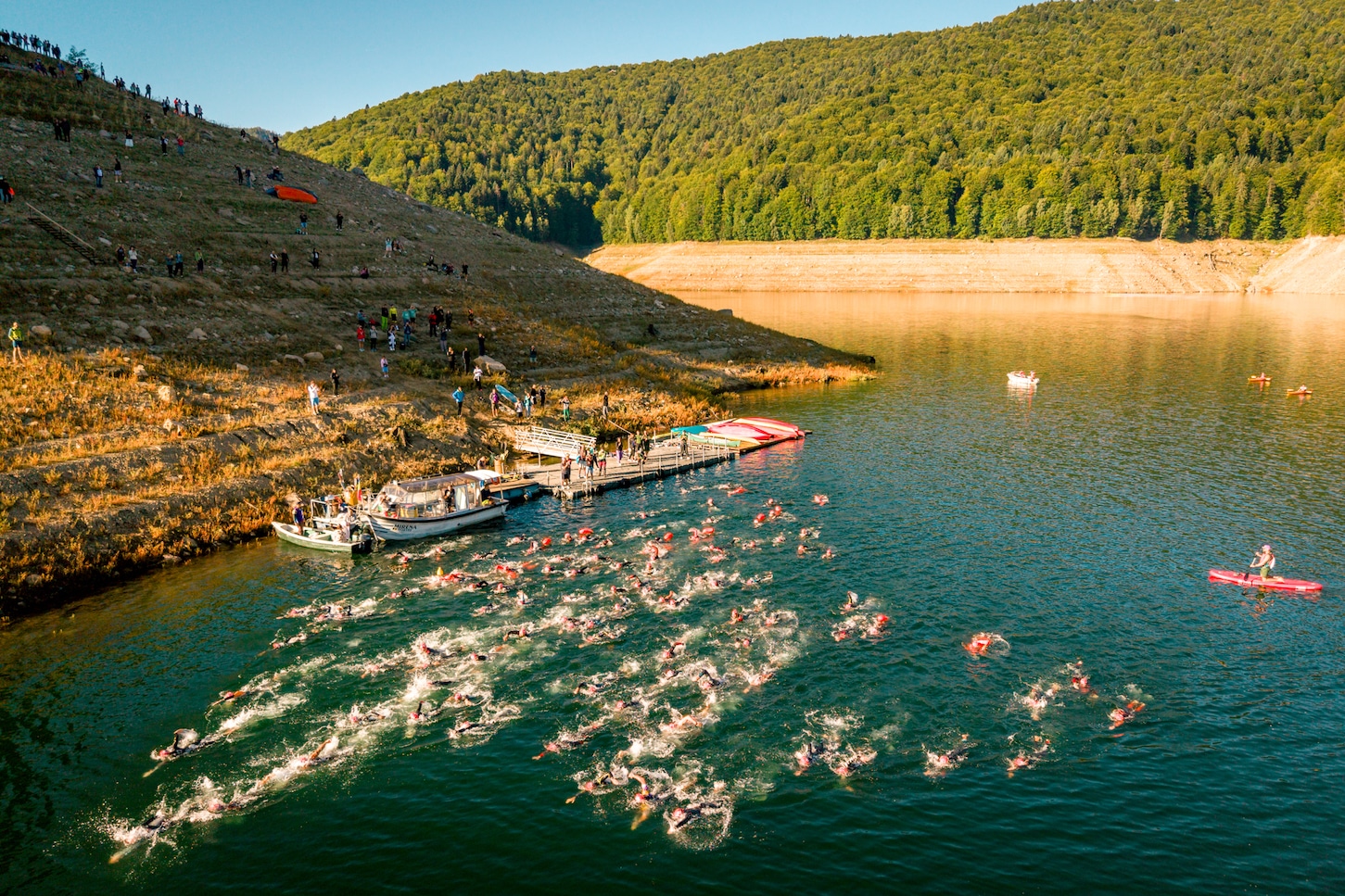 foto / Transfier 2026, succes total pe Transfăgărășan: sport, emoție și sute de trepte până la finish