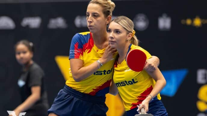 Bernadette Szocs și Elizabeta Samara, calificare spectaculoasă în sferturi la China Smash